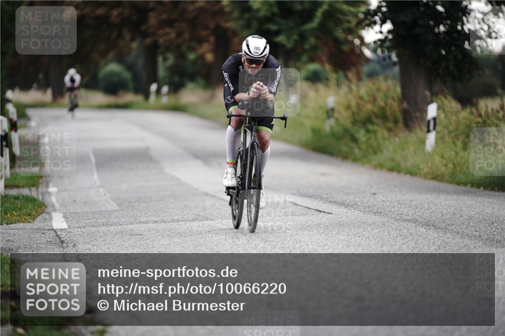30.08.2026 - Elbe Triathlon Hamburg Michael Burmester http://msf.ph/oto/10066220 30.08.2026 09:07:31 Radfahren 185, 322 meine-sportfotos.de