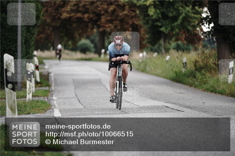 30.08.2026 - Elbe Triathlon Hamburg Michael Burmester http://msf.ph/oto/10066515 30.08.2026 09:10:46 Radfahren 258, 262 meine-sportfotos.de