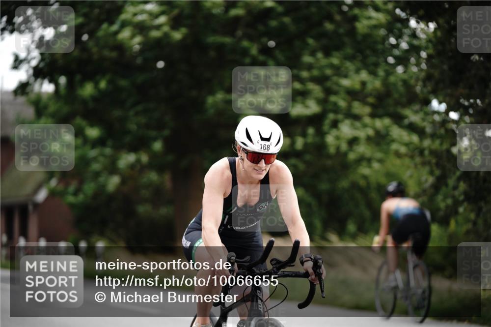 30.08.2026 - Elbe Triathlon Hamburg Michael Burmester http://msf.ph/oto/10066655 30.08.2026 15:27:02 Radfahren  meine-sportfotos.de