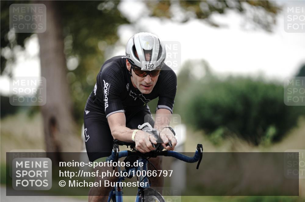 30.08.2026 - Elbe Triathlon Hamburg Michael Burmester http://msf.ph/oto/10066797 30.08.2026 09:12:37 Radfahren 192, 288, 341, 595 meine-sportfotos.de