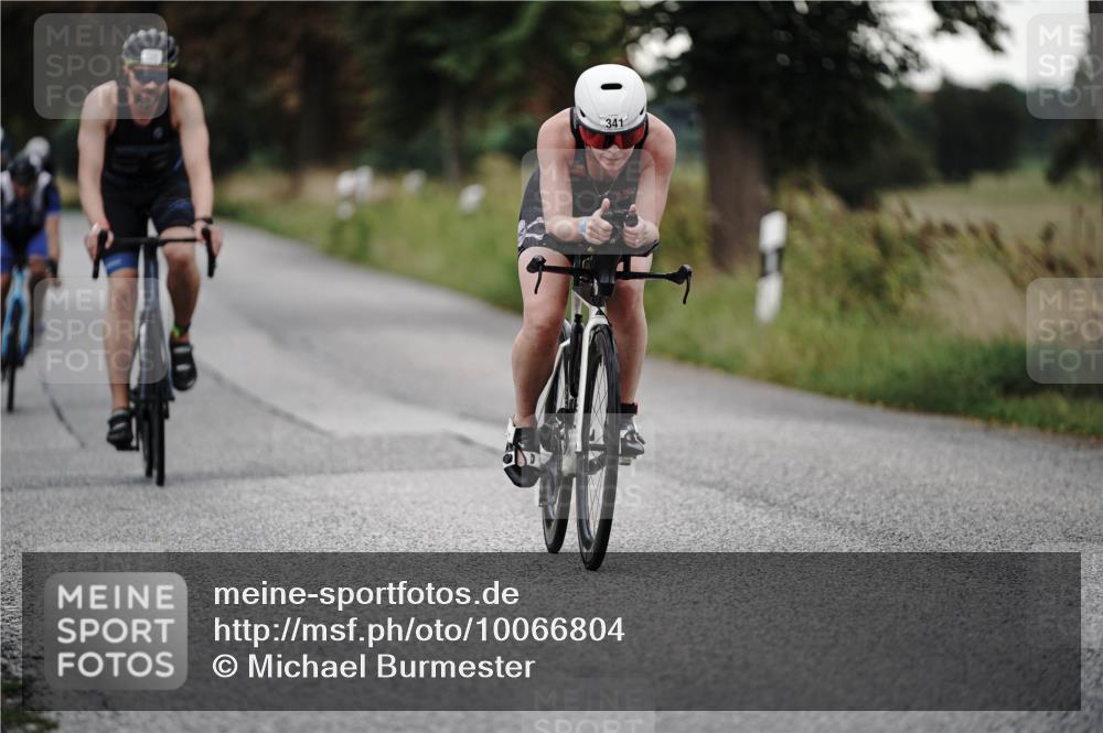 30.08.2026 - Elbe Triathlon Hamburg Michael Burmester http://msf.ph/oto/10066804 30.08.2026 09:12:41 Radfahren 288, 341, 481, 595 meine-sportfotos.de