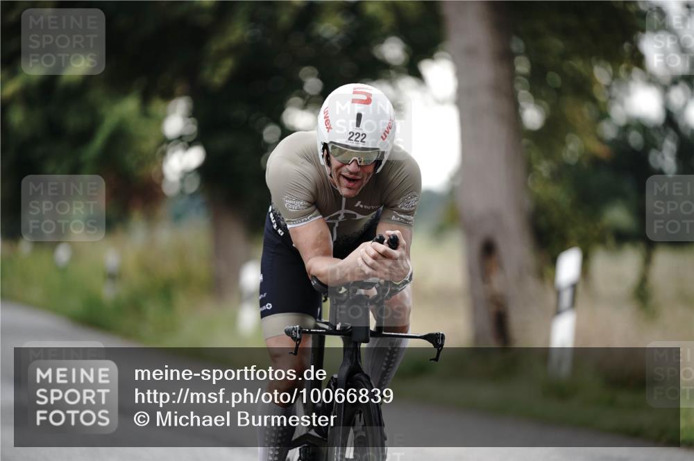 30.08.2026 - Elbe Triathlon Hamburg Michael Burmester http://msf.ph/oto/10066839 30.08.2026 09:12:51 Radfahren 202, 222, 271, 298, 366 meine-sportfotos.de