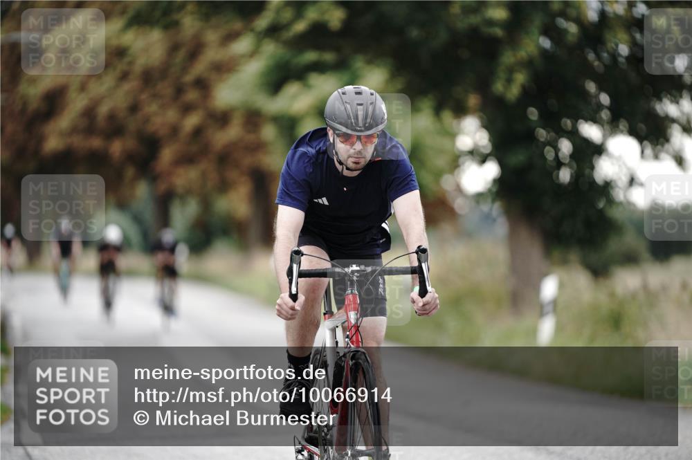 30.08.2026 - Elbe Triathlon Hamburg Michael Burmester http://msf.ph/oto/10066914 30.08.2026 09:13:07 Radfahren 251, 275, 287, 459, 512, 613 meine-sportfotos.de