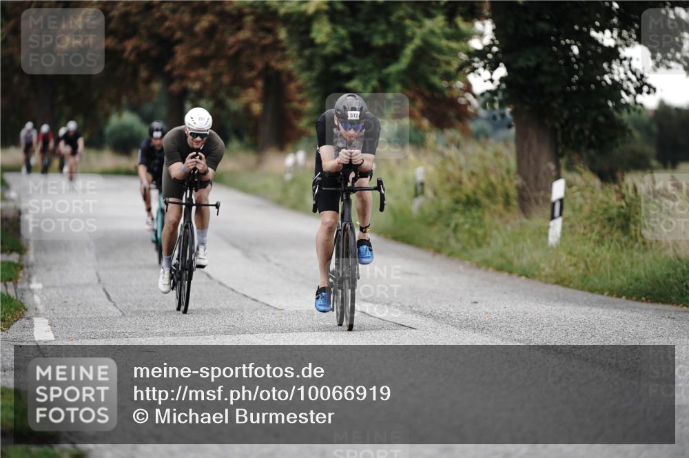 30.08.2026 - Elbe Triathlon Hamburg Michael Burmester http://msf.ph/oto/10066919 30.08.2026 09:13:10 Radfahren 251, 287, 459, 504, 512 meine-sportfotos.de