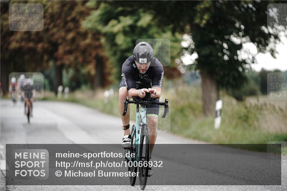 30.08.2026 - Elbe Triathlon Hamburg Michael Burmester http://msf.ph/oto/10066932 30.08.2026 09:13:13 Radfahren 229, 251, 287, 504, 512 meine-sportfotos.de