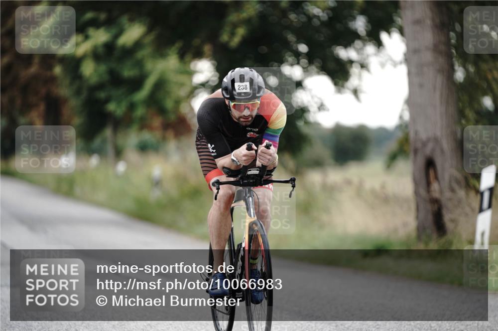30.08.2026 - Elbe Triathlon Hamburg Michael Burmester http://msf.ph/oto/10066983 30.08.2026 09:13:26 Radfahren 238, 245, 248, 318, 346 meine-sportfotos.de