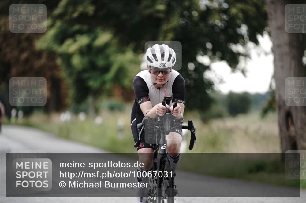 30.08.2026 - Elbe Triathlon Hamburg Michael Burmester http://msf.ph/oto/10067031 30.08.2026 09:13:56 Radfahren 284, 380, 426 meine-sportfotos.de