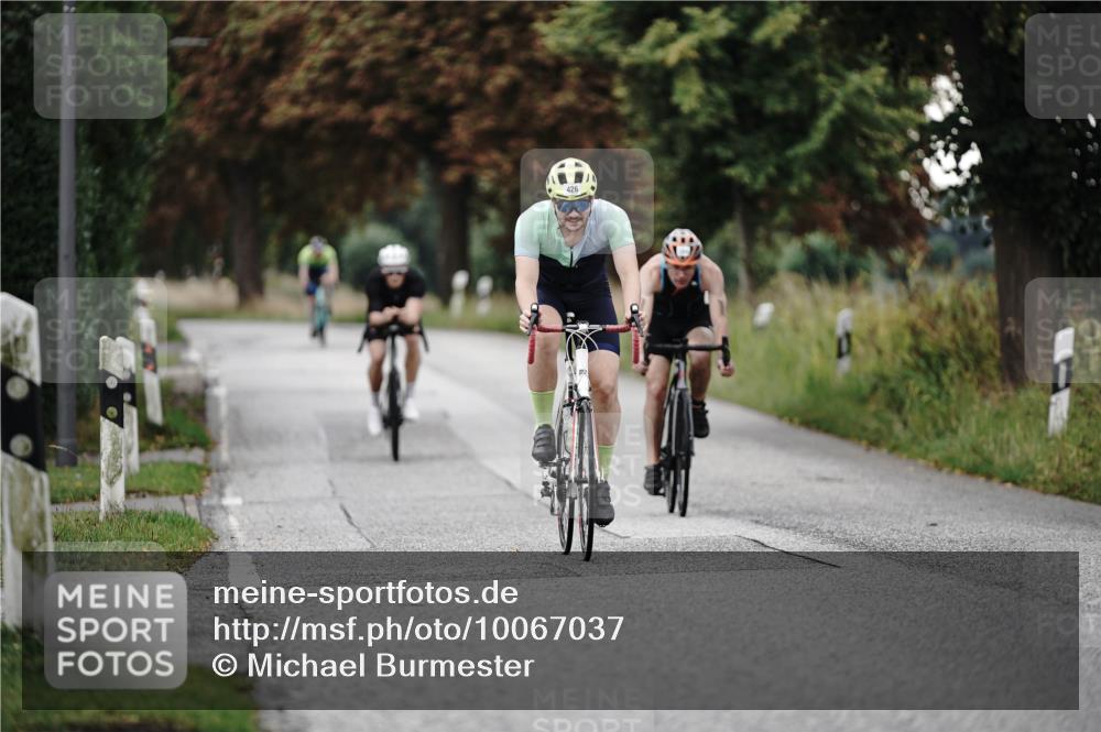 30.08.2026 - Elbe Triathlon Hamburg Michael Burmester http://msf.ph/oto/10067037 30.08.2026 09:14:01 Radfahren 284, 394, 426, 544 meine-sportfotos.de