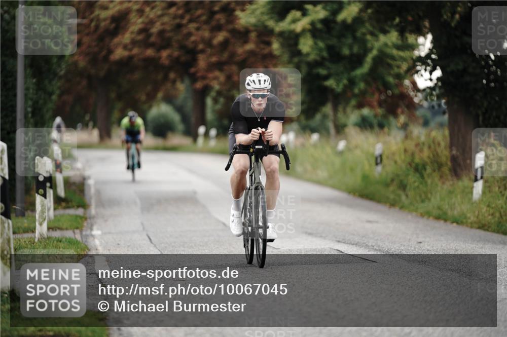 30.08.2026 - Elbe Triathlon Hamburg Michael Burmester http://msf.ph/oto/10067045 30.08.2026 09:14:03 Radfahren 284, 394, 426, 544 meine-sportfotos.de