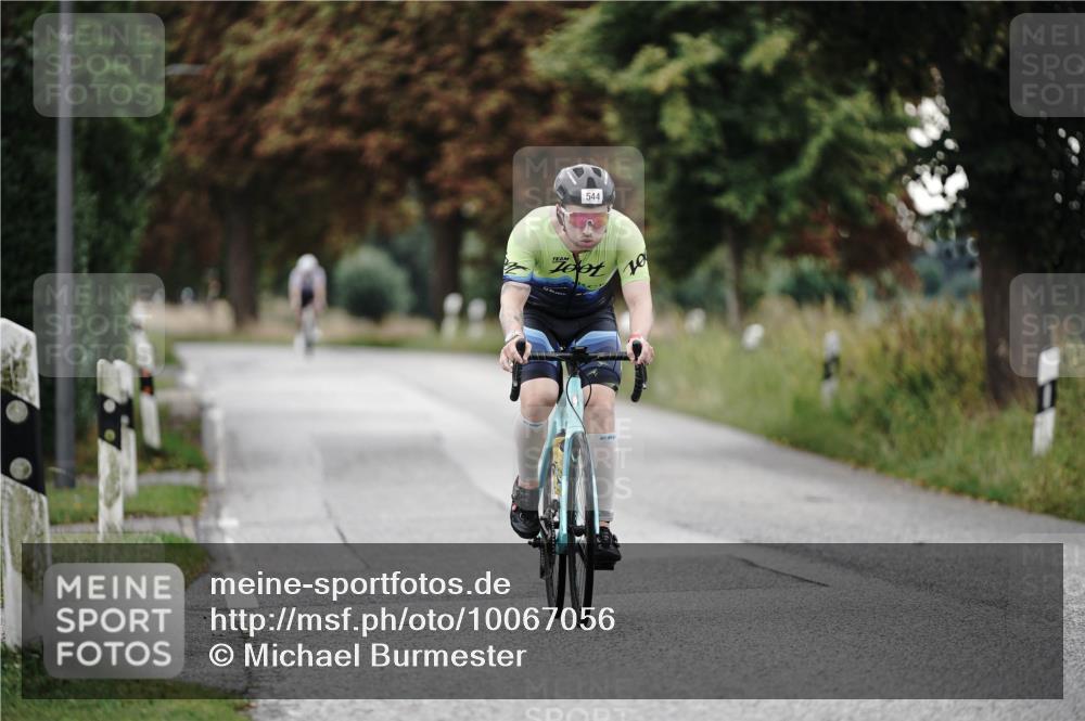 30.08.2026 - Elbe Triathlon Hamburg Michael Burmester http://msf.ph/oto/10067056 30.08.2026 09:14:07 Radfahren 394, 544 meine-sportfotos.de