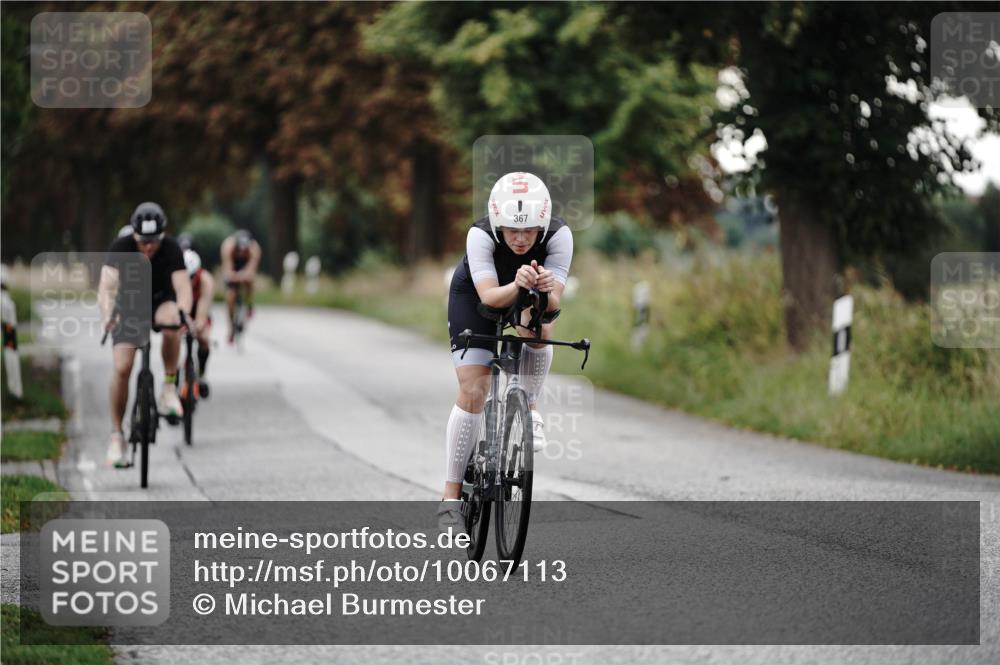 30.08.2026 - Elbe Triathlon Hamburg Michael Burmester http://msf.ph/oto/10067113 30.08.2026 09:14:28 Radfahren 195, 205, 215, 226, 315, 367, 383, 460, 484 meine-sportfotos.de