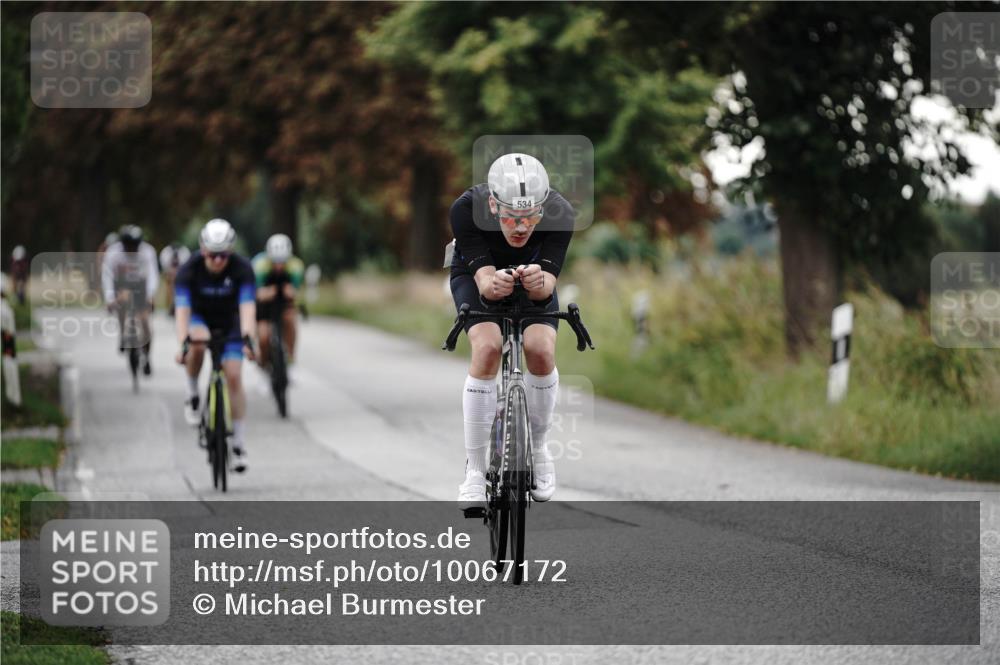 30.08.2026 - Elbe Triathlon Hamburg Michael Burmester http://msf.ph/oto/10067172 30.08.2026 09:14:48 Radfahren 211, 260, 414, 425, 438, 532, 534 meine-sportfotos.de