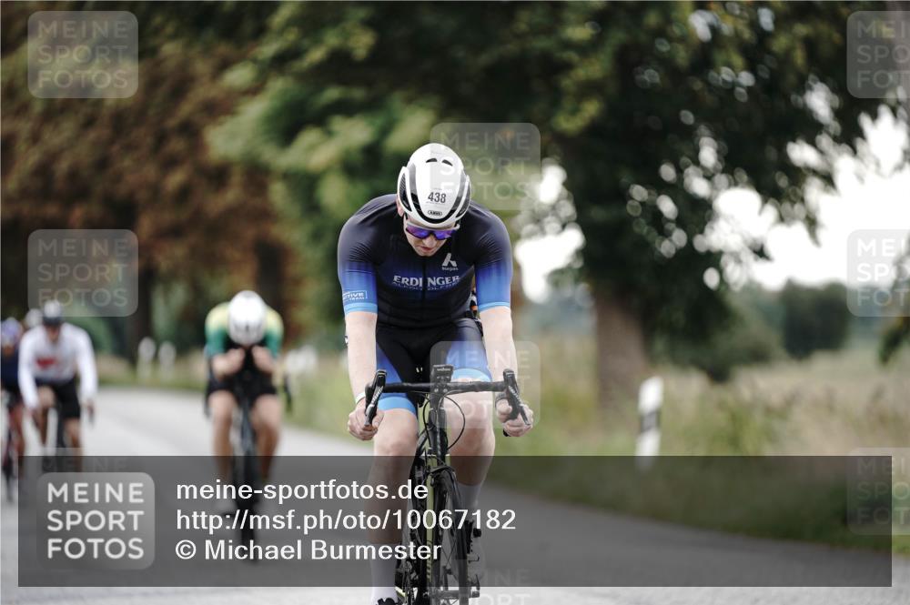 30.08.2026 - Elbe Triathlon Hamburg Michael Burmester http://msf.ph/oto/10067182 30.08.2026 09:14:50 Radfahren 211, 260, 274, 425, 438, 532, 534 meine-sportfotos.de