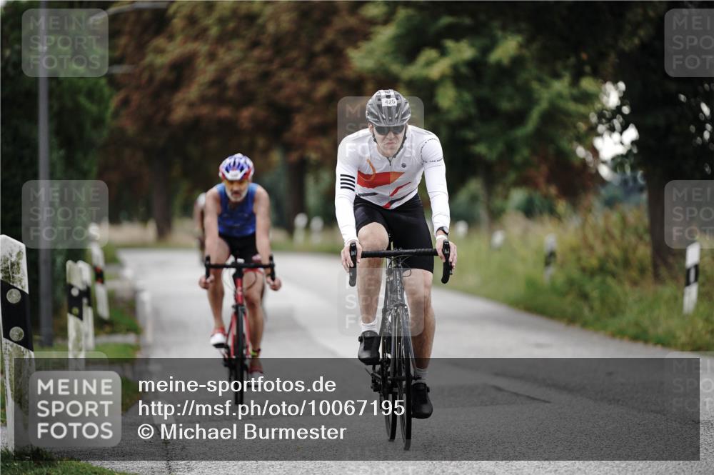 30.08.2026 - Elbe Triathlon Hamburg Michael Burmester http://msf.ph/oto/10067195 30.08.2026 09:14:52 Radfahren 186, 211, 260, 274, 425, 438, 493, 532 meine-sportfotos.de