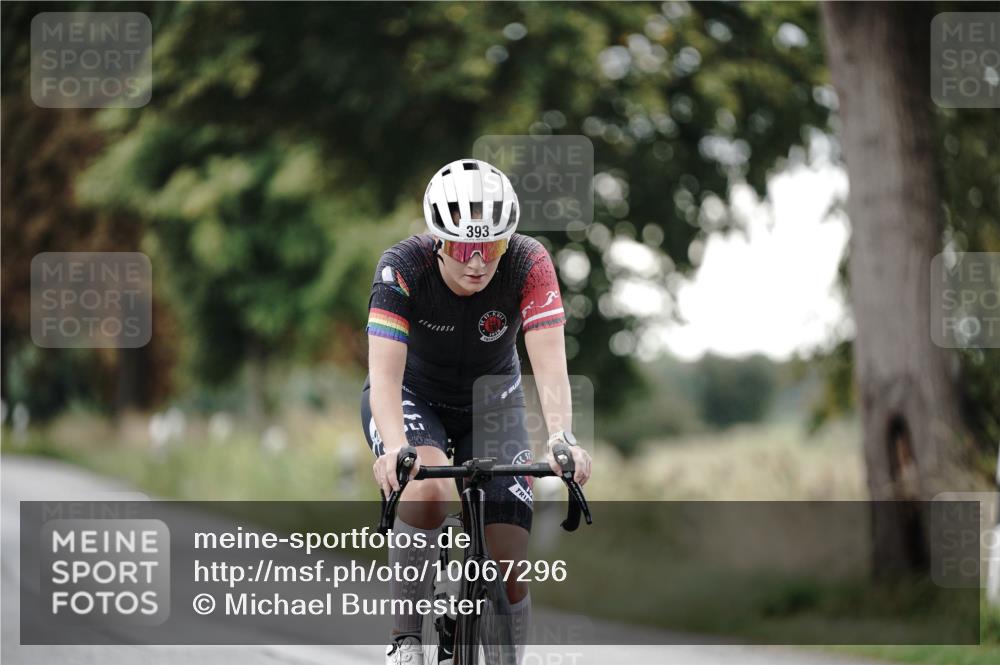 30.08.2026 - Elbe Triathlon Hamburg Michael Burmester http://msf.ph/oto/10067296 30.08.2026 09:15:19 Radfahren 348, 393 meine-sportfotos.de