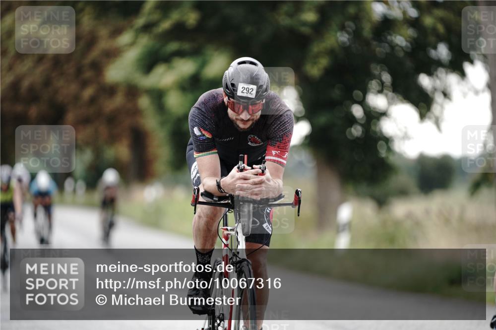 30.08.2026 - Elbe Triathlon Hamburg Michael Burmester http://msf.ph/oto/10067316 30.08.2026 09:15:27 Radfahren 212, 220, 249, 292, 317, 360 meine-sportfotos.de