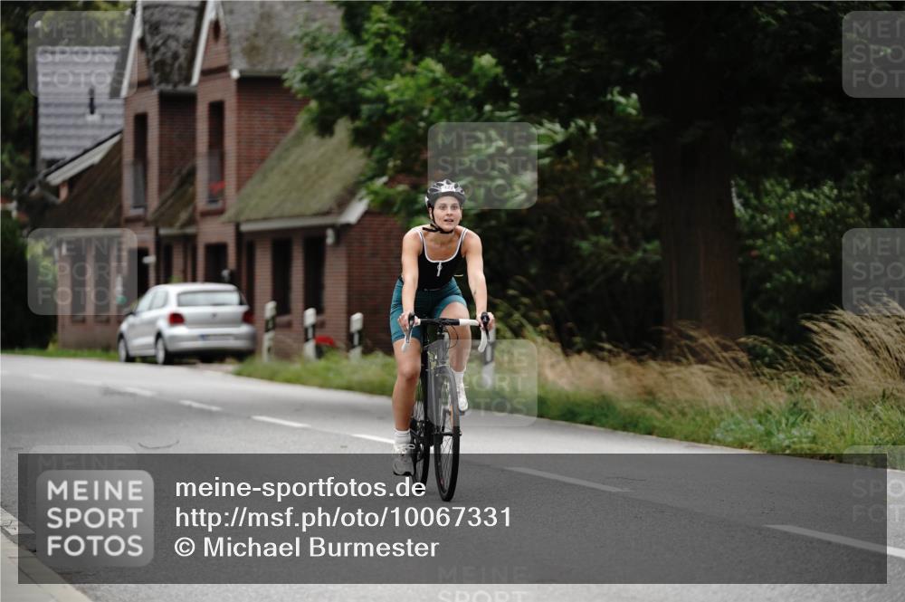 30.08.2026 - Elbe Triathlon Hamburg Michael Burmester http://msf.ph/oto/10067331 30.08.2026 15:38:32 Radfahren  meine-sportfotos.de