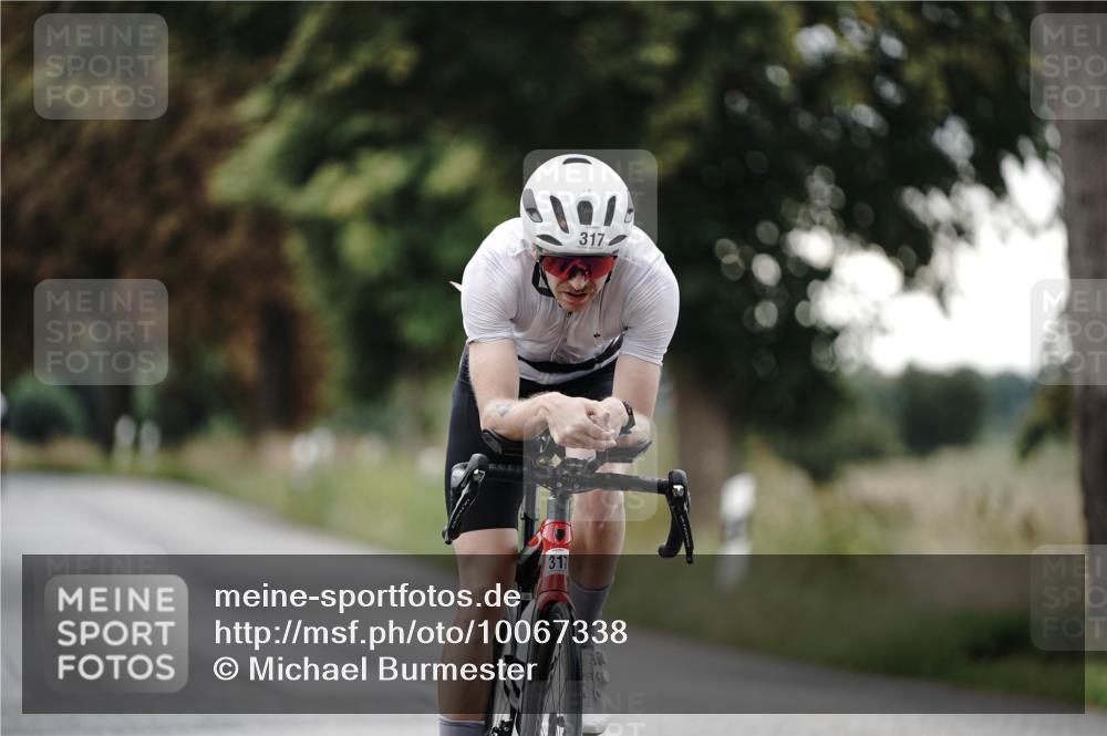 30.08.2026 - Elbe Triathlon Hamburg Michael Burmester http://msf.ph/oto/10067338 30.08.2026 09:15:33 Radfahren 212, 220, 317, 360, 375 meine-sportfotos.de