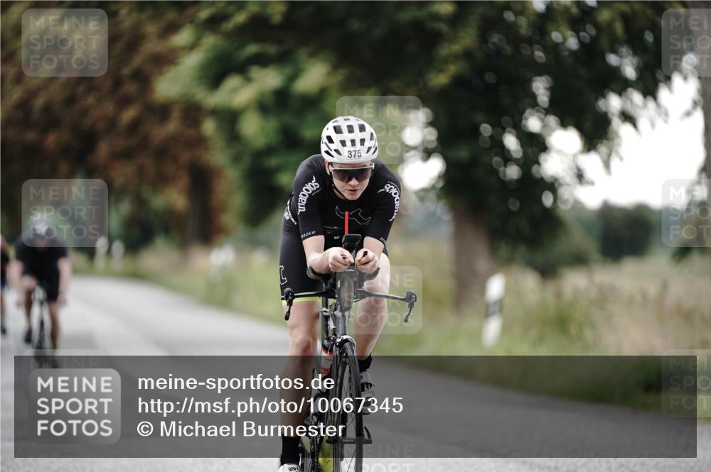 30.08.2026 - Elbe Triathlon Hamburg Michael Burmester http://msf.ph/oto/10067345 30.08.2026 09:15:40 Radfahren 263, 361, 375 meine-sportfotos.de