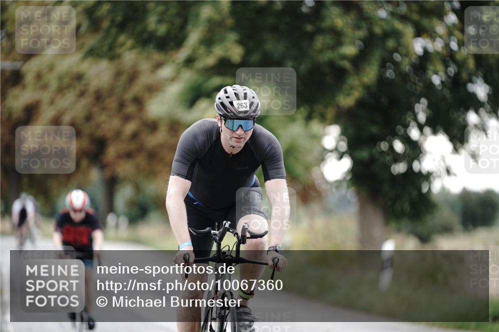30.08.2026 - Elbe Triathlon Hamburg Michael Burmester http://msf.ph/oto/10067360 30.08.2026 09:15:43 Radfahren 263, 361, 375, 445, 501 meine-sportfotos.de