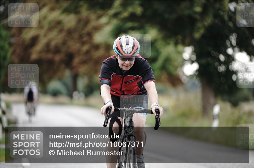 30.08.2026 - Elbe Triathlon Hamburg Michael Burmester http://msf.ph/oto/10067371 30.08.2026 09:15:45 Radfahren 263, 361, 445, 501 meine-sportfotos.de