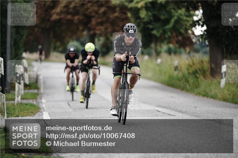30.08.2026 - Elbe Triathlon Hamburg Michael Burmester http://msf.ph/oto/10067408 30.08.2026 09:16:14 Radfahren 190, 452, 528 meine-sportfotos.de