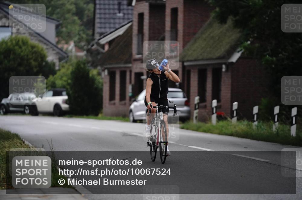30.08.2026 - Elbe Triathlon Hamburg Michael Burmester http://msf.ph/oto/10067524 30.08.2026 15:44:03 Radfahren  meine-sportfotos.de