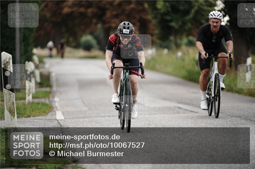 30.08.2026 - Elbe Triathlon Hamburg Michael Burmester http://msf.ph/oto/10067527 30.08.2026 09:17:08 Radfahren 358, 467 meine-sportfotos.de