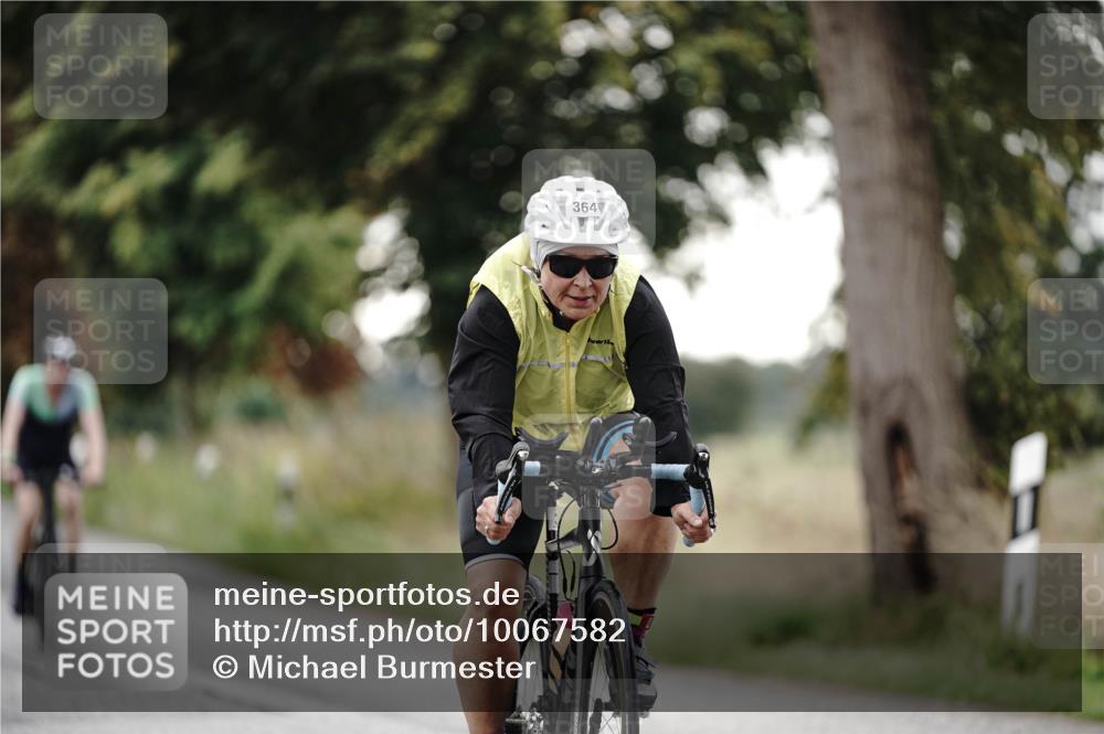 30.08.2026 - Elbe Triathlon Hamburg Michael Burmester http://msf.ph/oto/10067582 30.08.2026 09:17:47 Radfahren 329, 364, 415, 433, 449, 498 meine-sportfotos.de