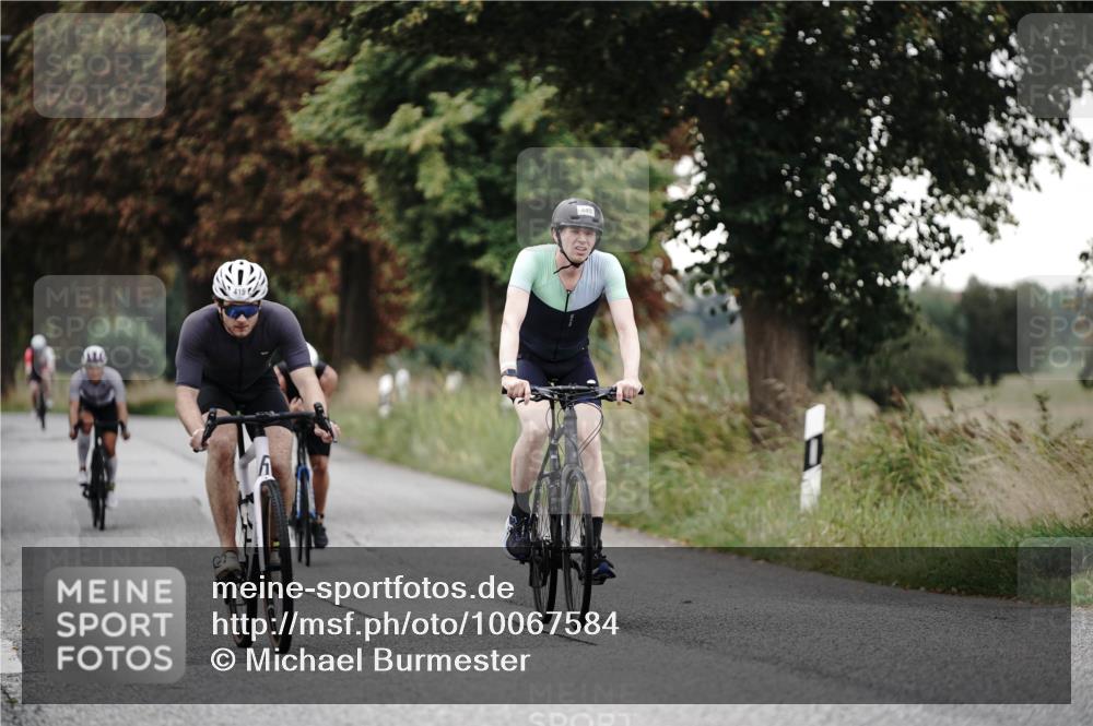 30.08.2026 - Elbe Triathlon Hamburg Michael Burmester http://msf.ph/oto/10067584 30.08.2026 09:17:48 Radfahren 329, 364, 415, 433, 449, 498 meine-sportfotos.de