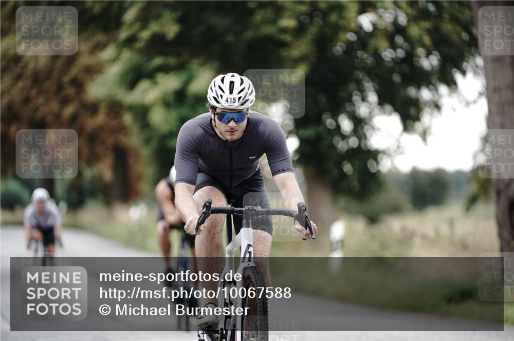 30.08.2026 - Elbe Triathlon Hamburg Michael Burmester http://msf.ph/oto/10067588 30.08.2026 09:17:49 Radfahren 329, 364, 415, 433, 449 meine-sportfotos.de