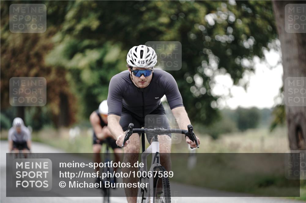 30.08.2026 - Elbe Triathlon Hamburg Michael Burmester http://msf.ph/oto/10067589 30.08.2026 09:17:50 Radfahren 329, 364, 415, 433, 449 meine-sportfotos.de