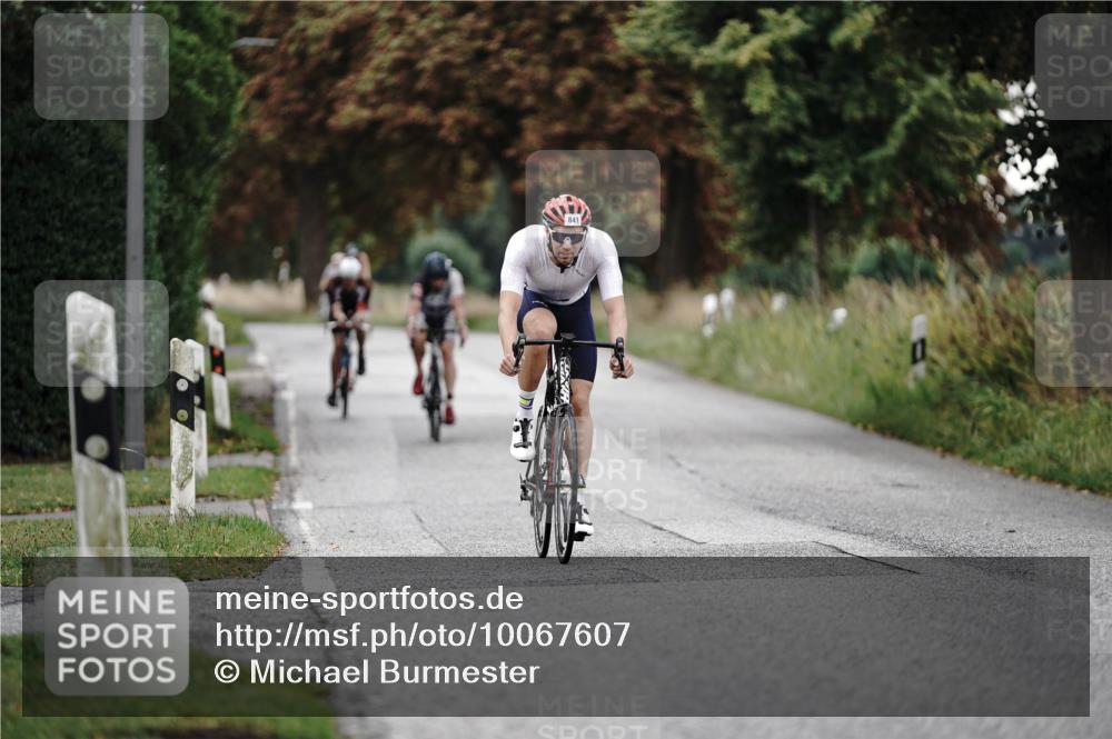 30.08.2026 - Elbe Triathlon Hamburg Michael Burmester http://msf.ph/oto/10067607 30.08.2026 09:18:01 Radfahren 236, 281, 308, 389, 841 meine-sportfotos.de