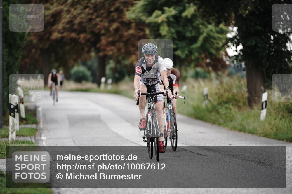 30.08.2026 - Elbe Triathlon Hamburg Michael Burmester http://msf.ph/oto/10067612 30.08.2026 09:18:05 Radfahren 236, 281, 386, 841 meine-sportfotos.de