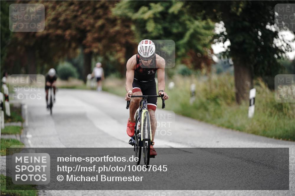 30.08.2026 - Elbe Triathlon Hamburg Michael Burmester http://msf.ph/oto/10067645 30.08.2026 09:18:29 Radfahren 197, 228, 499, 701, 1894 meine-sportfotos.de