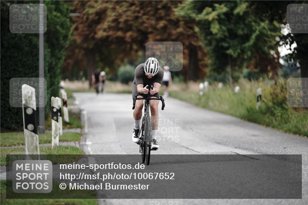 30.08.2026 - Elbe Triathlon Hamburg Michael Burmester http://msf.ph/oto/10067652 30.08.2026 09:18:33 Radfahren 228, 499 meine-sportfotos.de