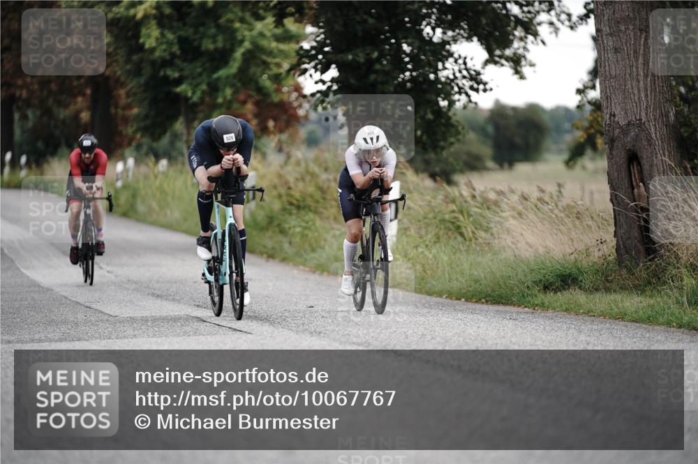 30.08.2026 - Elbe Triathlon Hamburg Michael Burmester http://msf.ph/oto/10067767 30.08.2026 09:19:40 Radfahren 183, 266, 312, 368, 434, 451, 502, 520, 597 meine-sportfotos.de