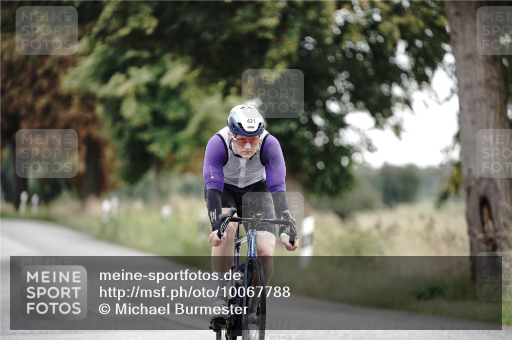 30.08.2026 - Elbe Triathlon Hamburg Michael Burmester http://msf.ph/oto/10067788 30.08.2026 09:20:01 Radfahren 421, 588 meine-sportfotos.de