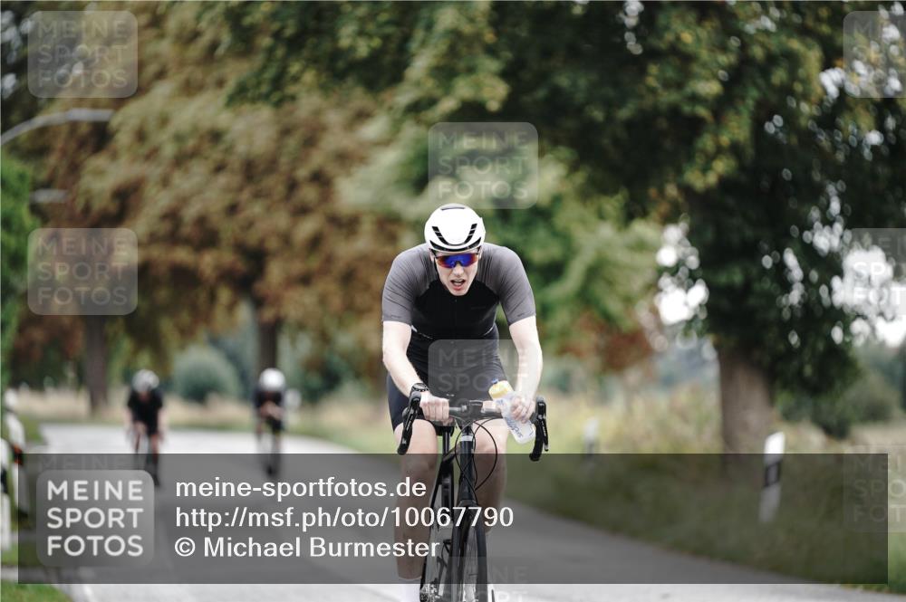 30.08.2026 - Elbe Triathlon Hamburg Michael Burmester http://msf.ph/oto/10067790 30.08.2026 09:20:07 Radfahren 185, 330, 588 meine-sportfotos.de