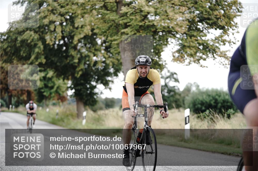 30.08.2026 - Elbe Triathlon Hamburg Michael Burmester http://msf.ph/oto/10067967 30.08.2026 09:26:57 Radfahren 245, 310, 318, 328, 359, 503, 580, 595, 596, 626, 676 meine-sportfotos.de