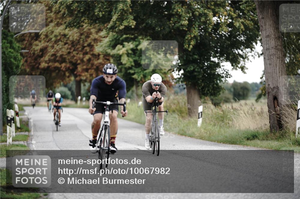 30.08.2026 - Elbe Triathlon Hamburg Michael Burmester http://msf.ph/oto/10067982 30.08.2026 09:27:05 Radfahren 202, 245, 251, 287, 635 meine-sportfotos.de