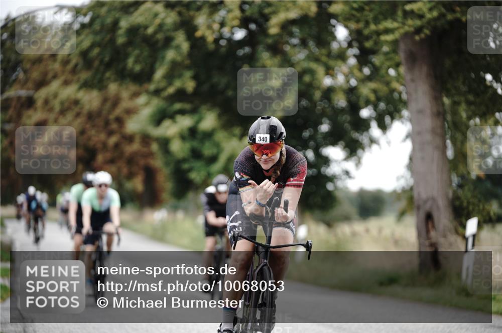 30.08.2026 - Elbe Triathlon Hamburg Michael Burmester http://msf.ph/oto/10068053 30.08.2026 09:27:57 Radfahren 211, 275, 290, 340, 475, 544, 618, 667, 689 meine-sportfotos.de