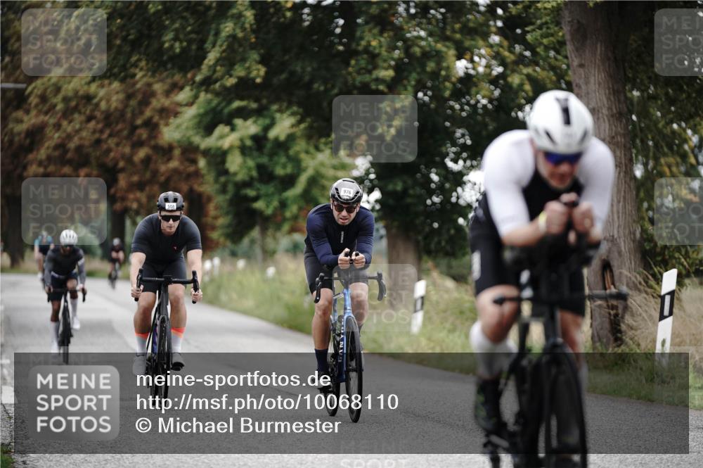 30.08.2026 - Elbe Triathlon Hamburg Michael Burmester http://msf.ph/oto/10068110 30.08.2026 09:28:19 Radfahren 558, 563, 569, 638, 741, 976 meine-sportfotos.de