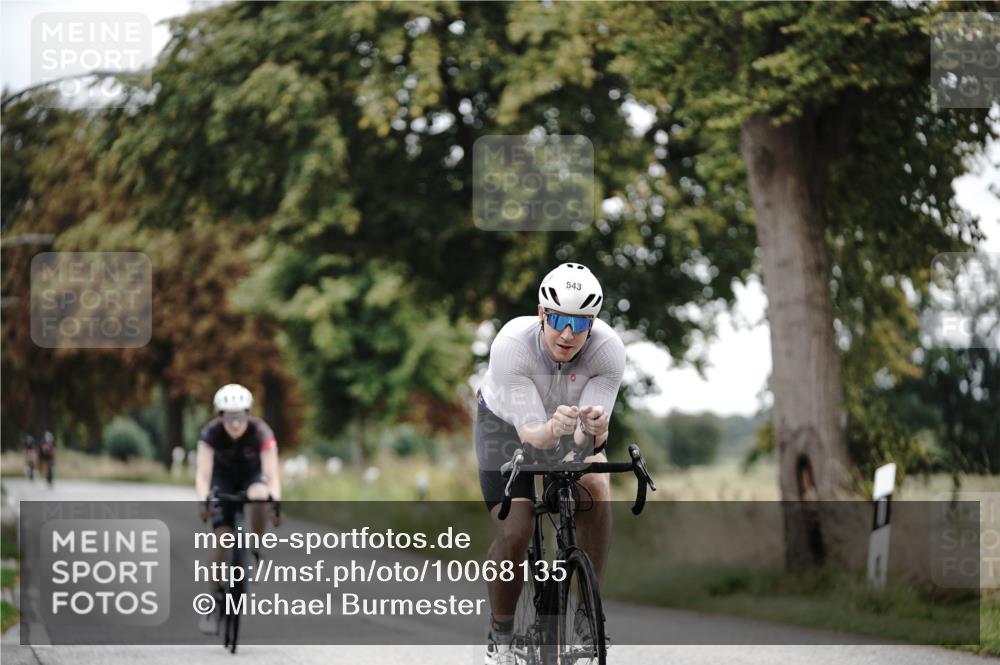 30.08.2026 - Elbe Triathlon Hamburg Michael Burmester http://msf.ph/oto/10068135 30.08.2026 09:28:35 Radfahren 335, 543 meine-sportfotos.de
