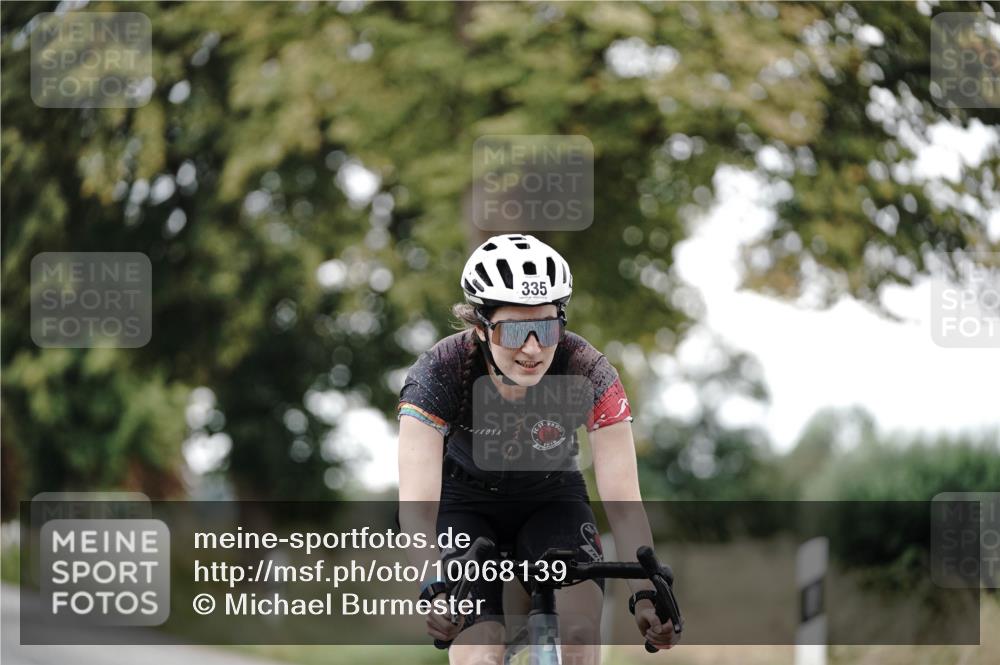 30.08.2026 - Elbe Triathlon Hamburg Michael Burmester http://msf.ph/oto/10068139 30.08.2026 09:28:36 Radfahren 335, 383, 543 meine-sportfotos.de