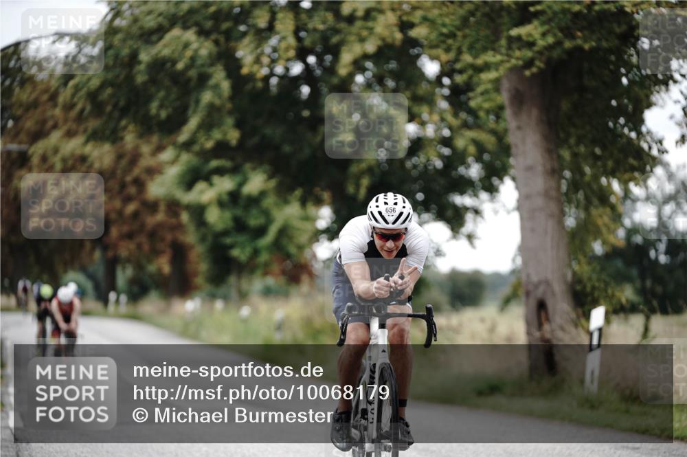 30.08.2026 - Elbe Triathlon Hamburg Michael Burmester http://msf.ph/oto/10068179 30.08.2026 09:29:07 Radfahren 200, 315, 394, 528, 656 meine-sportfotos.de