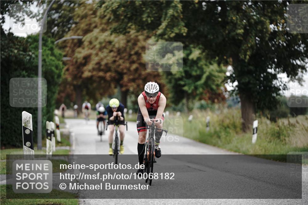 30.08.2026 - Elbe Triathlon Hamburg Michael Burmester http://msf.ph/oto/10068182 30.08.2026 09:29:09 Radfahren 200, 315, 528, 656 meine-sportfotos.de