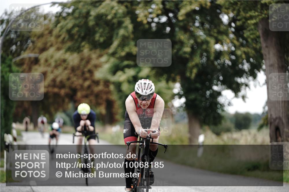 30.08.2026 - Elbe Triathlon Hamburg Michael Burmester http://msf.ph/oto/10068185 30.08.2026 09:29:10 Radfahren 200, 315, 528, 678, 724 meine-sportfotos.de