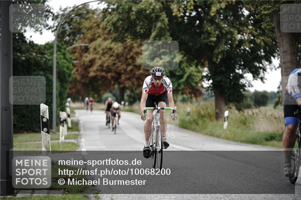 30.08.2026 - Elbe Triathlon Hamburg Michael Burmester http://msf.ph/oto/10068200 30.08.2026 09:29:17 Radfahren 249, 284, 678, 724 meine-sportfotos.de