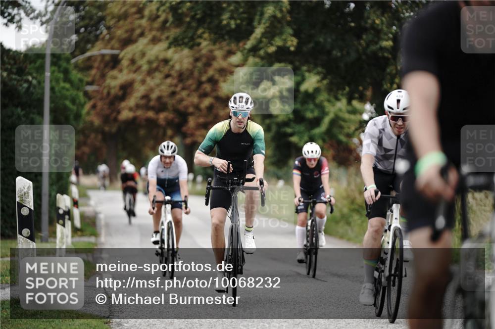30.08.2026 - Elbe Triathlon Hamburg Michael Burmester http://msf.ph/oto/10068232 30.08.2026 09:29:35 Radfahren 393, 395, 430, 532, 702, 722, 750 meine-sportfotos.de